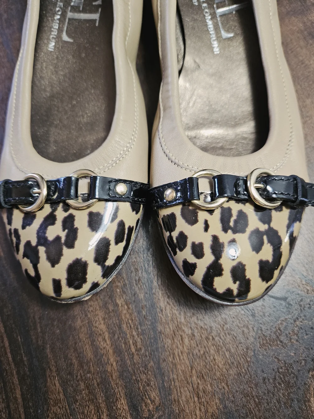 AGL Atilio Giusti Leombruni,Balet Flats Leopard-Print Toe and Black Trim,Size 35